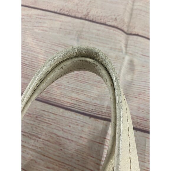 Dooney & Bourke White Pebble Grain Leather Chiara Bag - OS - Picture 7 of 12